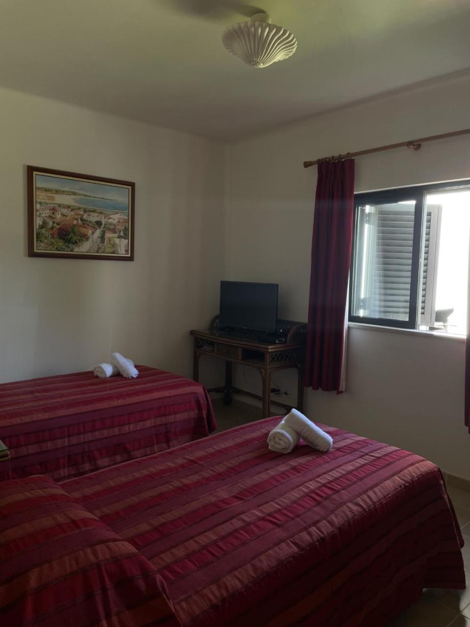 אלבור Apartamentos Santa Teresinha מראה חיצוני תמונה