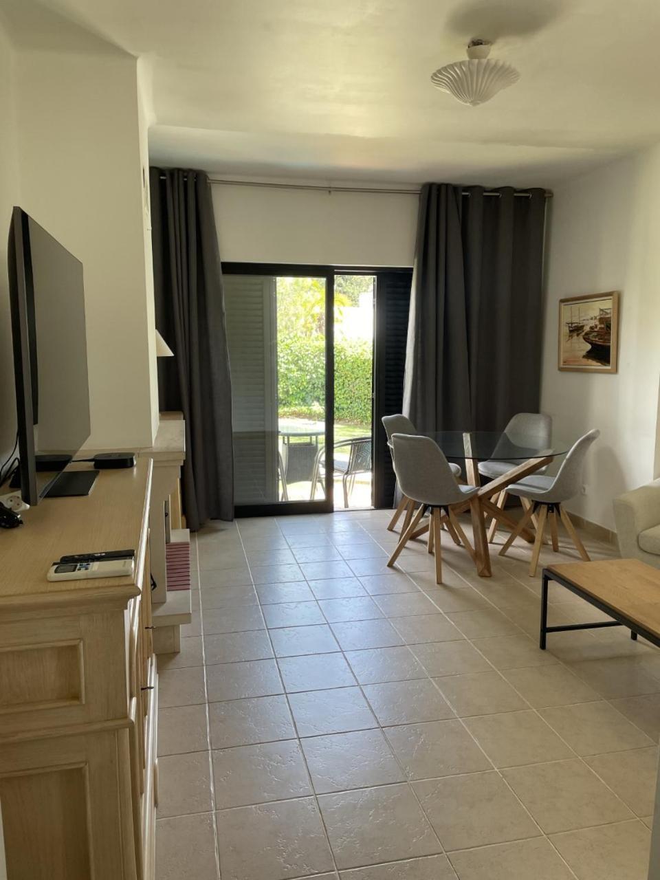 אלבור Apartamentos Santa Teresinha מראה חיצוני תמונה