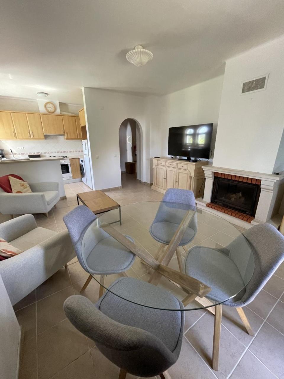 אלבור Apartamentos Santa Teresinha מראה חיצוני תמונה