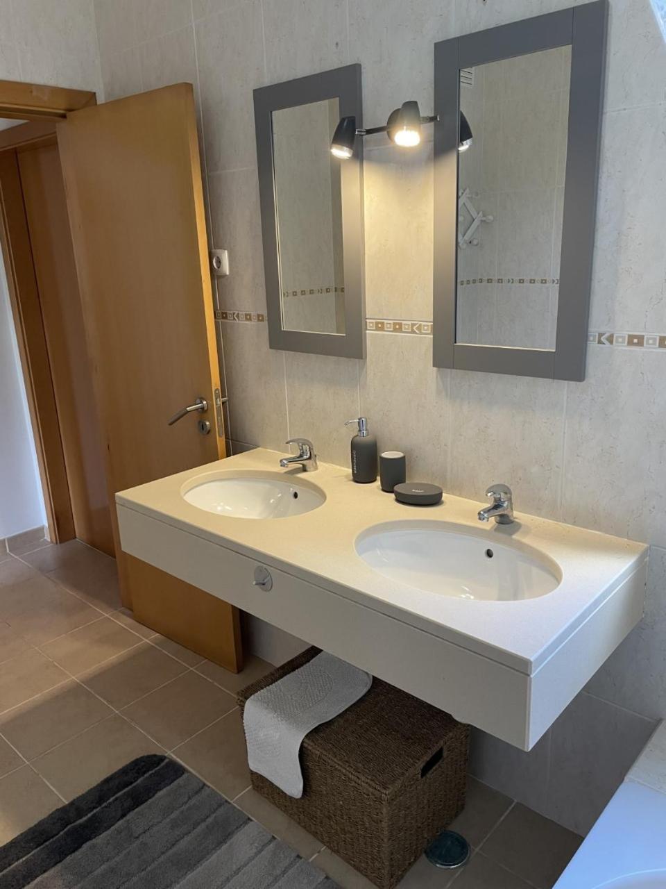 אלבור Apartamentos Santa Teresinha מראה חיצוני תמונה