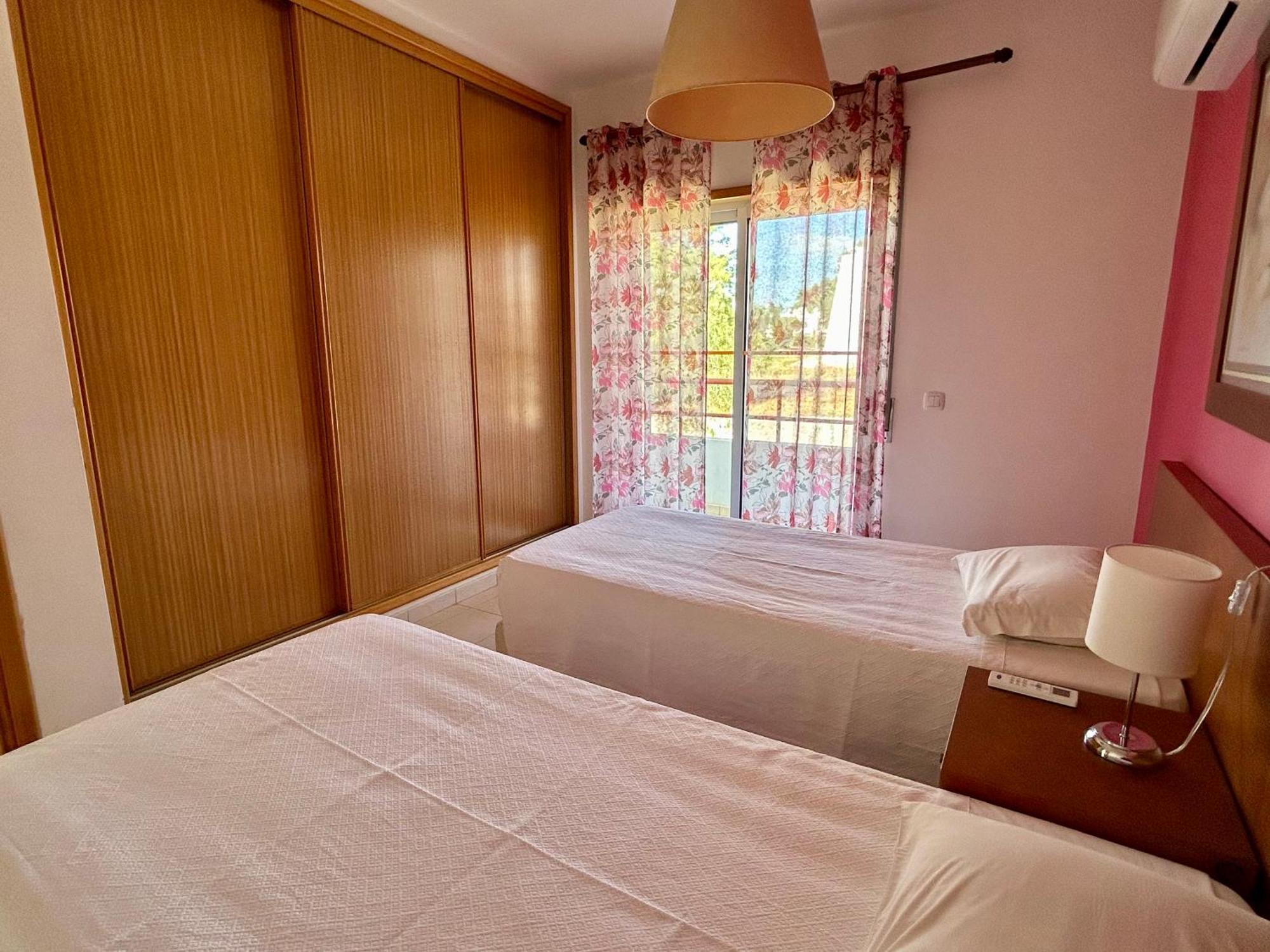אלבור Apartamentos Santa Teresinha מראה חיצוני תמונה
